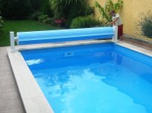Nadhladinové lamelové zakrytí bazénu